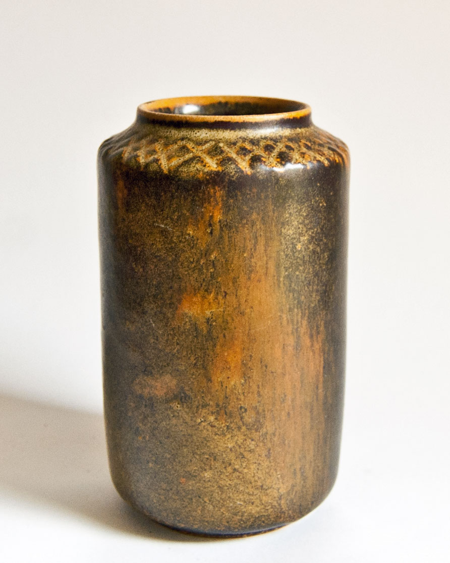 And ETSY HERE, for Vintage Studio Pottery